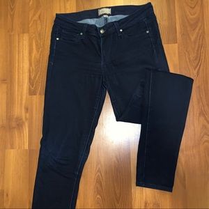 Paige Jeans in Dark Blue Peg Skinny Size 29